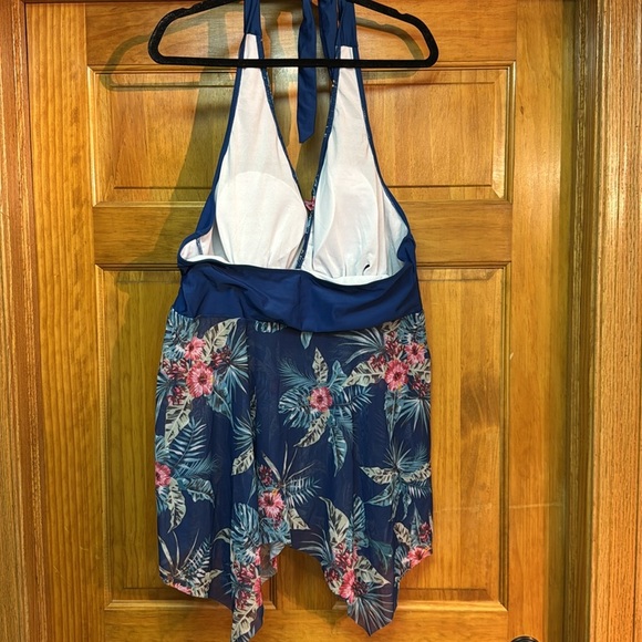 4X Women’s 2 piece tankini set in a beautiful blue flyway sheer - NEW NO BRAND - Picture 4 of 11